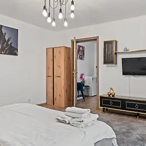 Garsoniera De Lux Si Eleganta Drumul Taberei Apartament Bucureşti